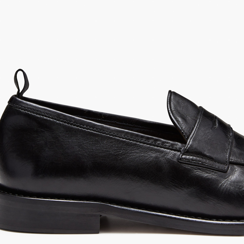 Kemp Black Loafers