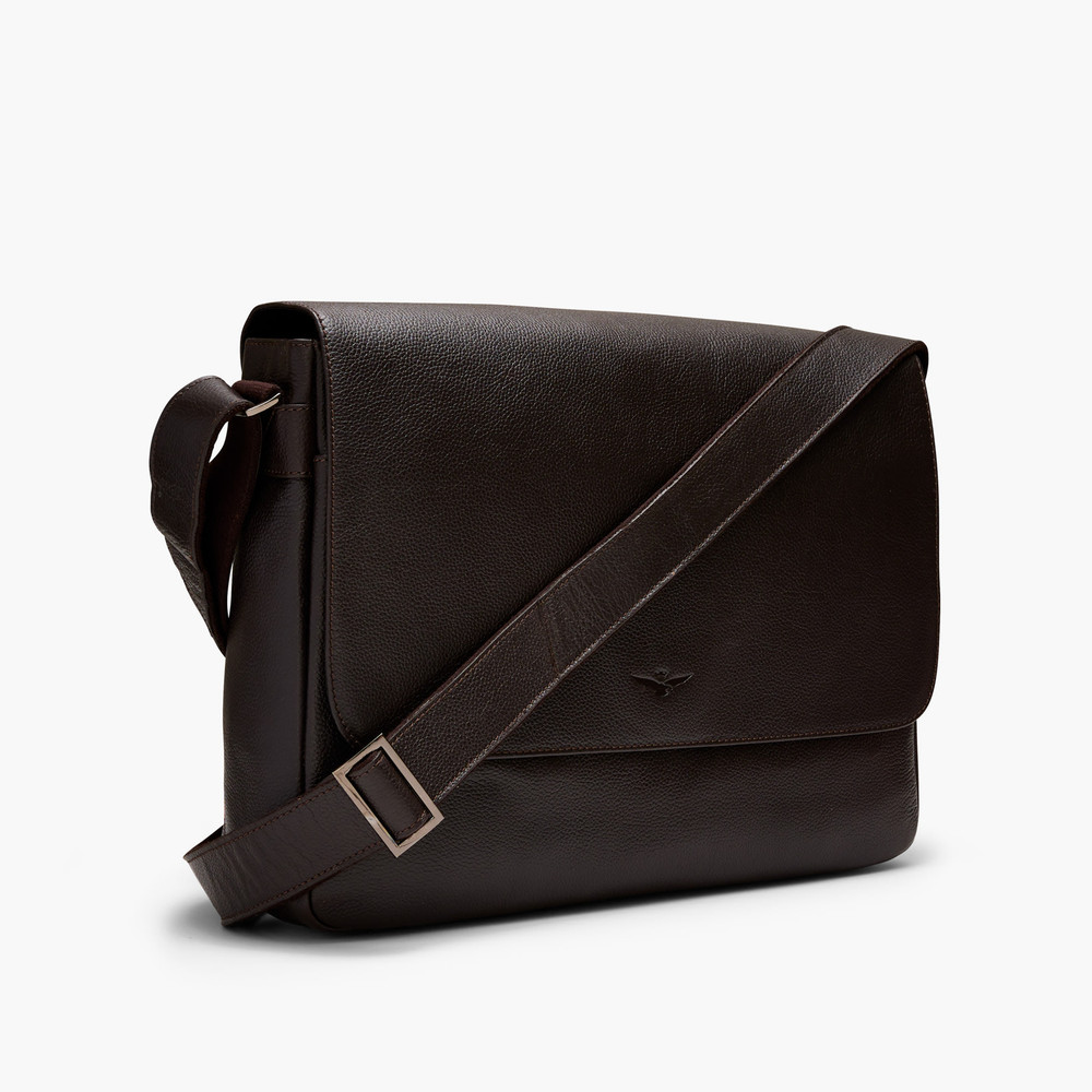 Montoro Brown Messenger Bag