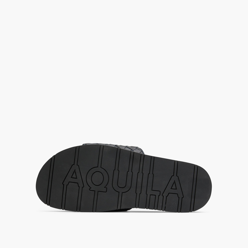 Playa Navy Pool Slides