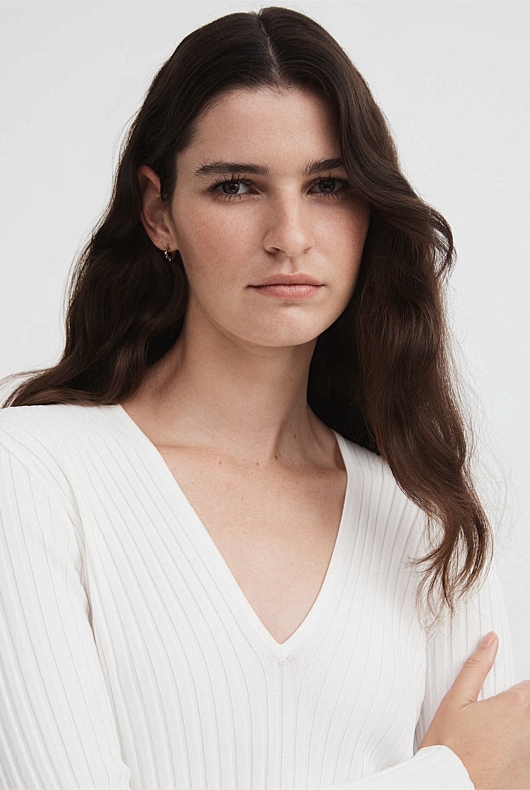 Crepe V Neck Knit Dress - Chalk