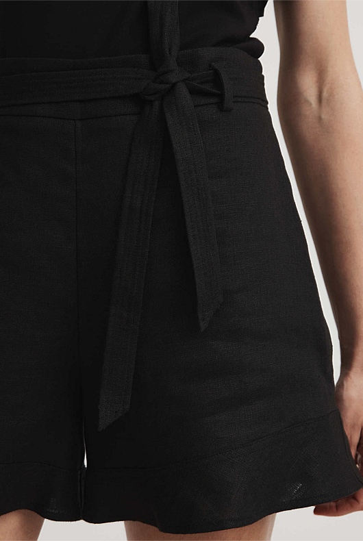 Belt Detail Linen Short - Black
