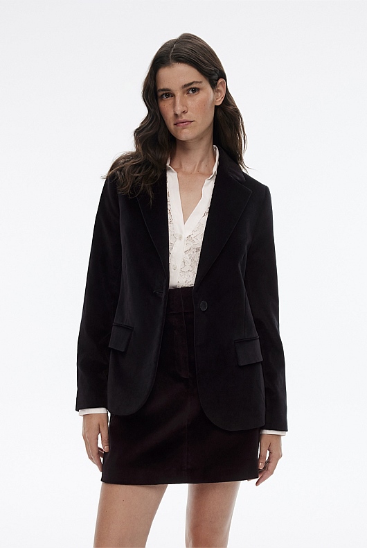 Single-Breasted Velvet Blazer - Black