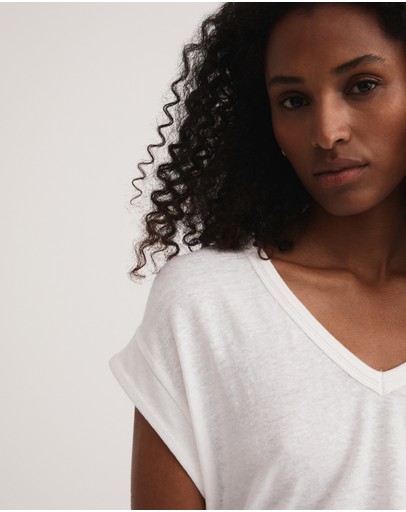 Witchery Linen V Neck Tee