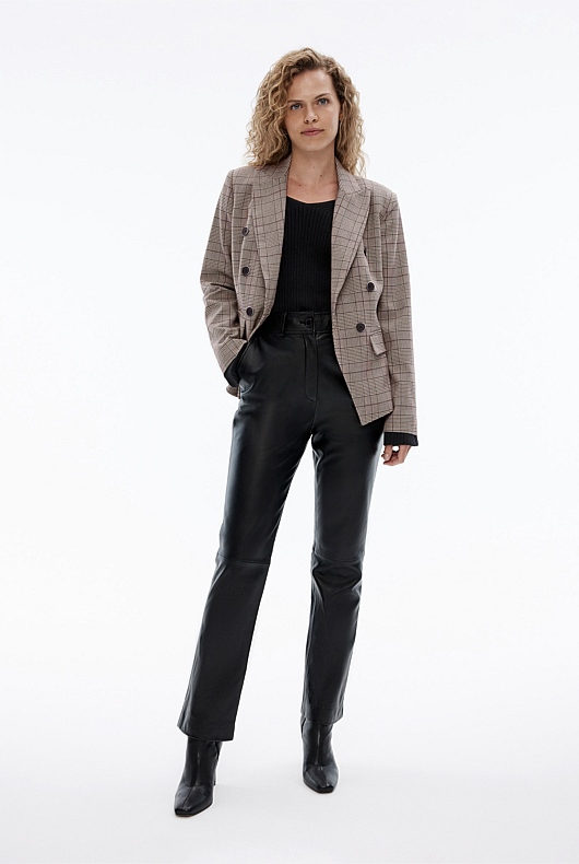 Rib Wide V Neck Knit - Black