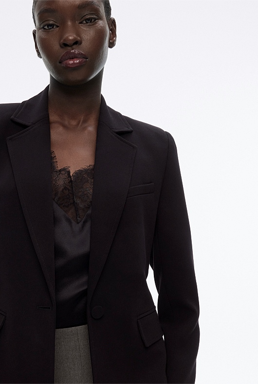 Classic Single-Breasted Blazer - Black