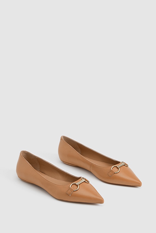 Snaffle Leather Pointed Flat - Caramel