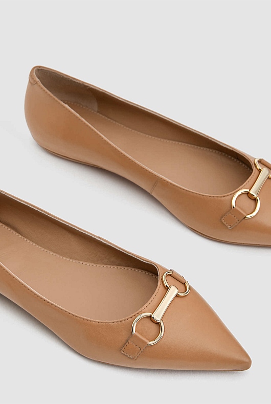 Snaffle Leather Pointed Flat - Caramel