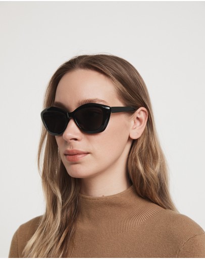 Witchery Blake Sunglasses