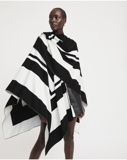 Witchery Geo Jacquard Wrap