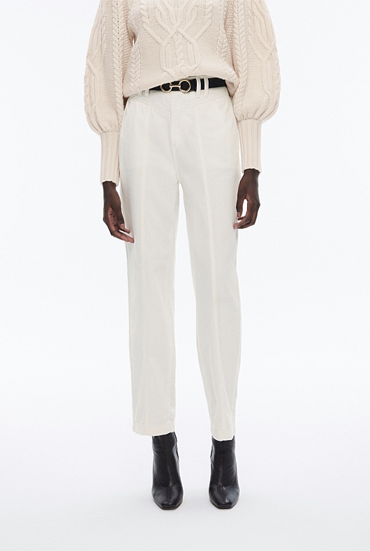 Yoke Front Tapered Jean - Parchment