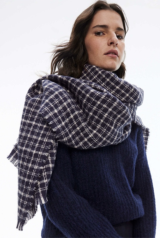 Essential Check Scarf - Navy