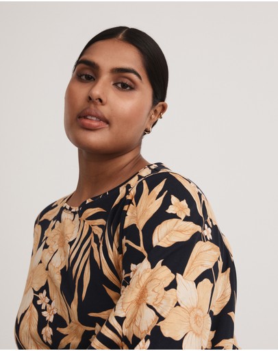 Witchery Cotton Sketch Floral Top