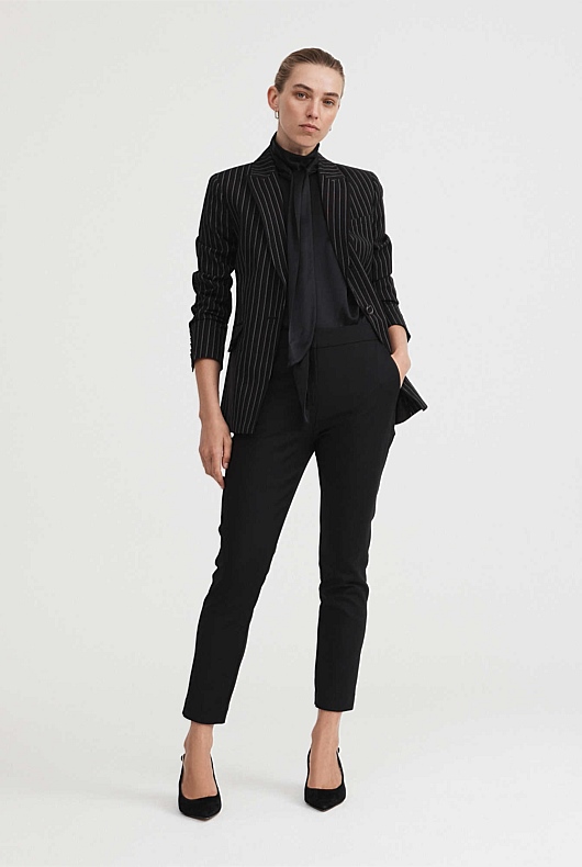 Slim Cropped Pant - Black