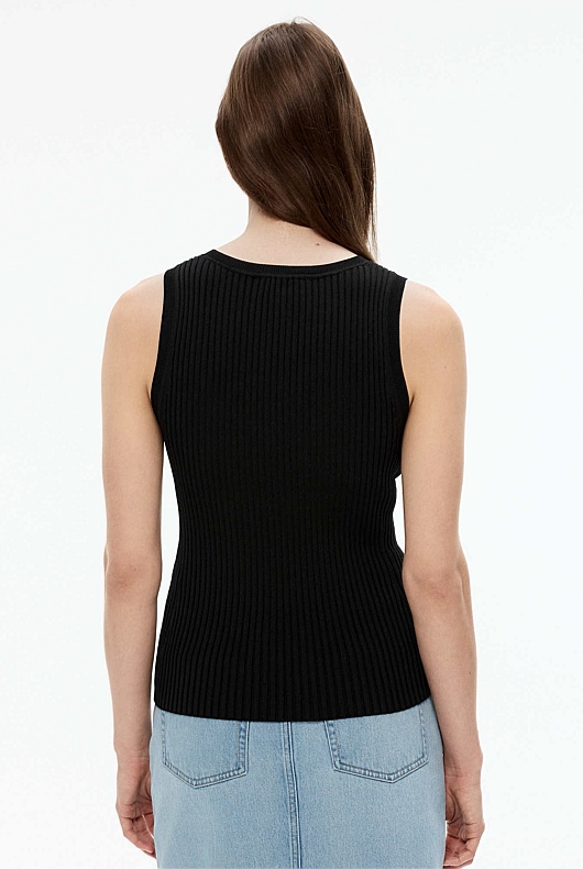 Scoop Neck Knit Tank - Black