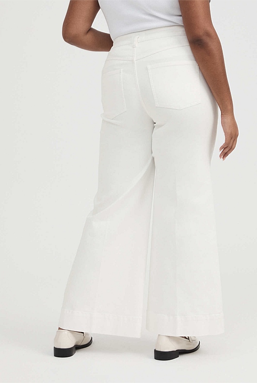 Pocket Detail Wide Leg Jean - Parchment