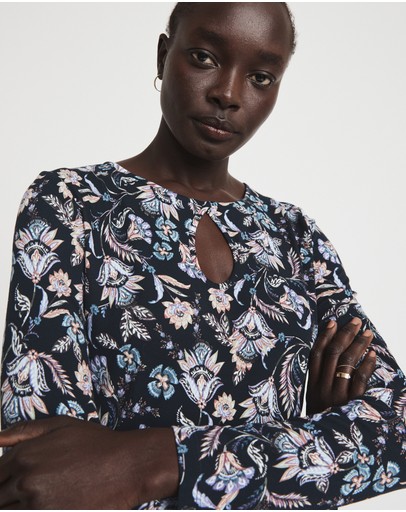 Witchery Keyhole Top