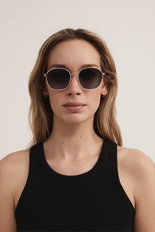 Posie Sunglasses - Light Pink