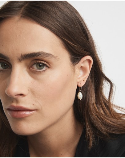 Witchery Freshwater Pearl Drop Earring