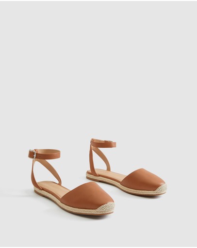 Witchery Ava Leather Flat