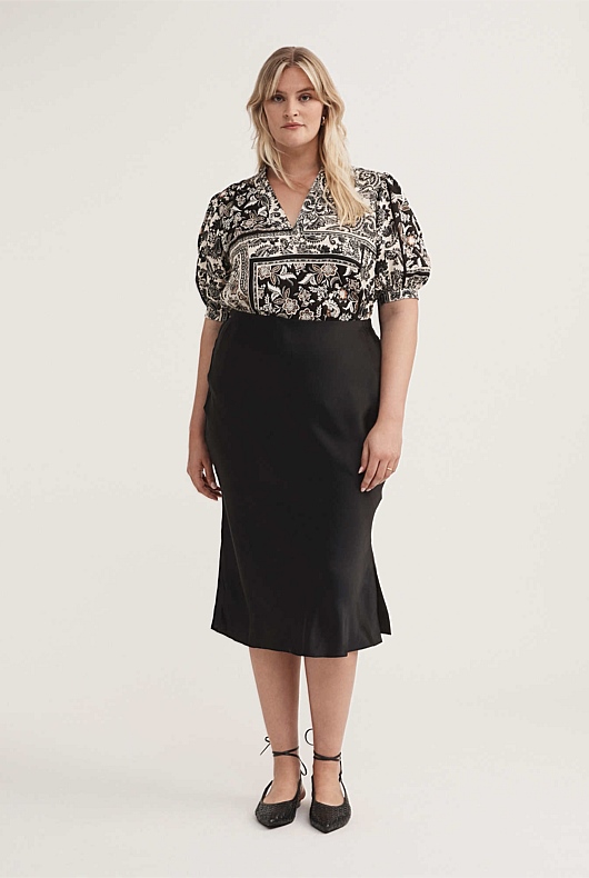 French Linen Scarf Print Blouse - Raven