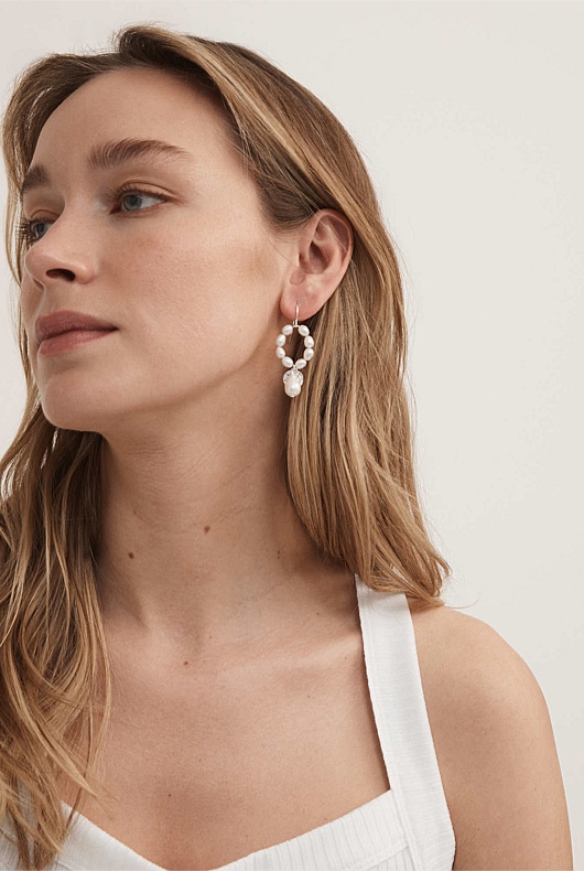 Molten Pearl Earring - Silver