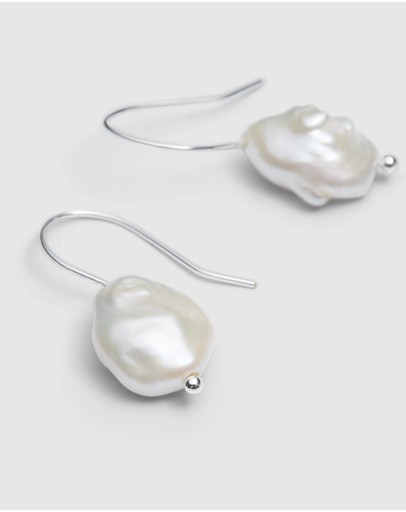 Witchery Freshwater Pearl Drop Earring