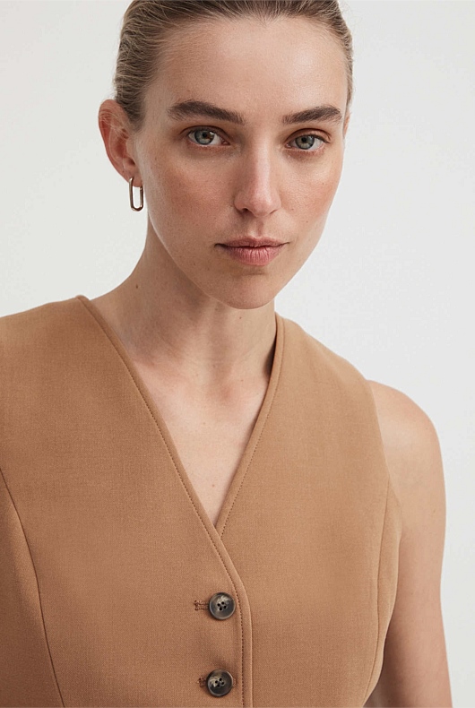 Classic Waistcoat - Camel