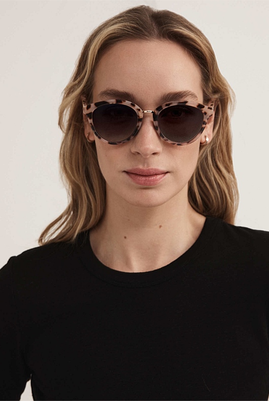 Maebel Sunglasses - Cookie Tort