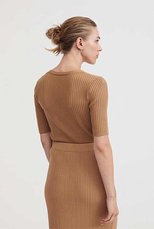 Rib V Neck Short Sleeve Knit - Camel