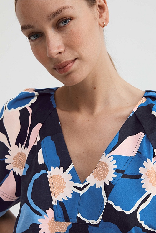 Daisy Floral Blouse - Blue Black