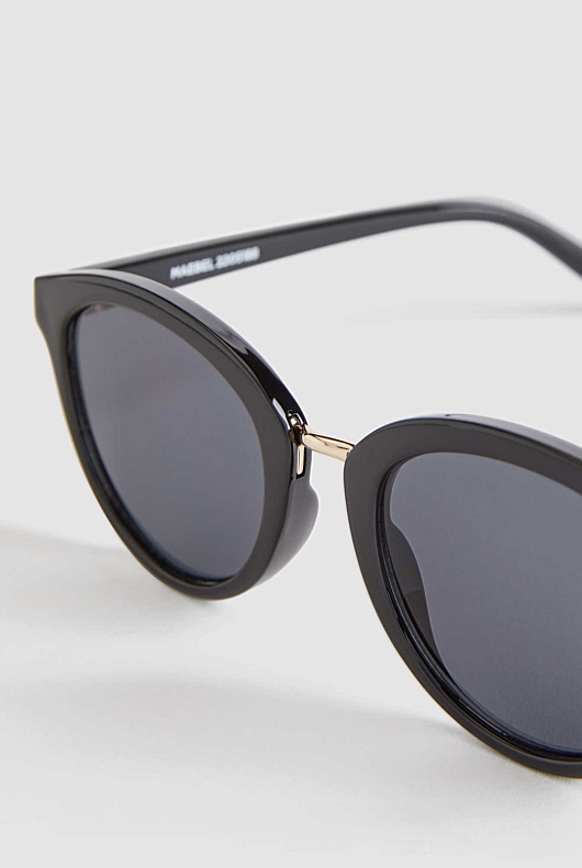 Maebel Sunglasses - Black