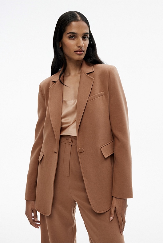 Classic Single-Breasted Blazer - Camel