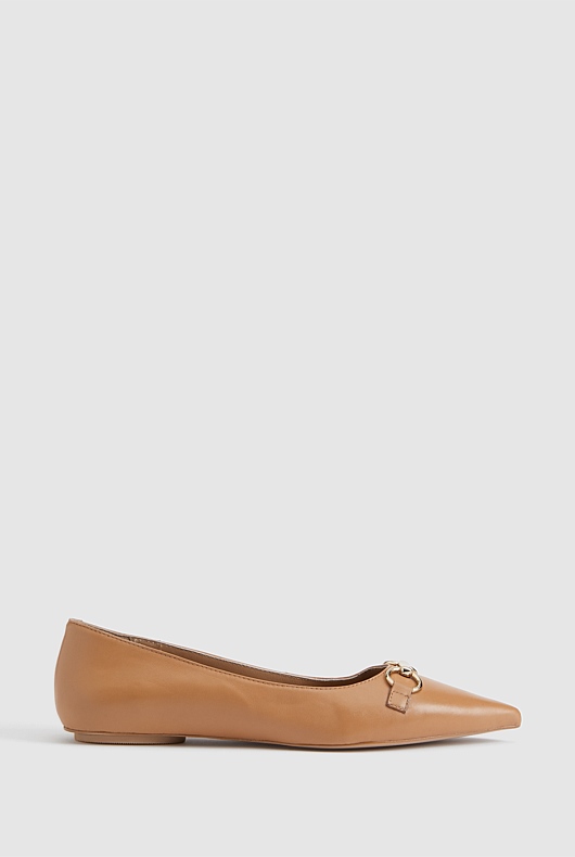 Snaffle Leather Pointed Flat - Caramel
