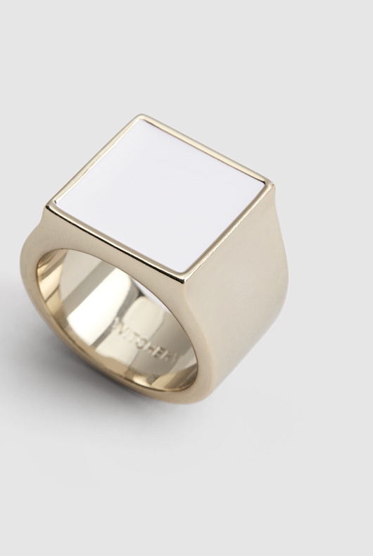 Enamel Ring - Chalk
