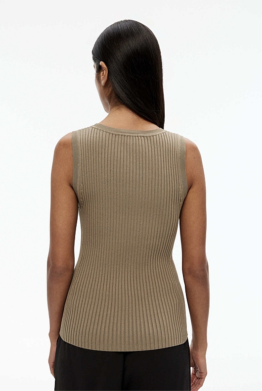 Scoop Neck Knit Tank - Washed Green