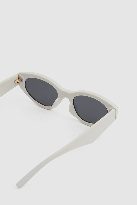 Tatiana Sunglasses - Milk White