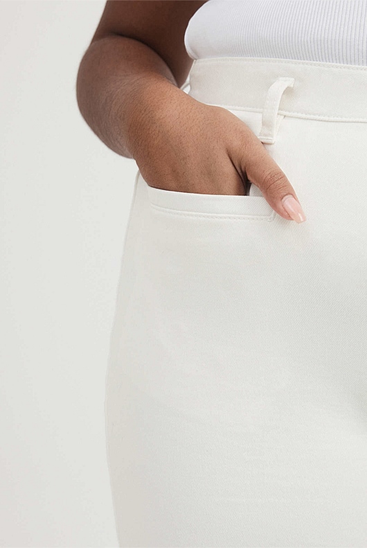 Pocket Detail Wide Leg Jean - Parchment