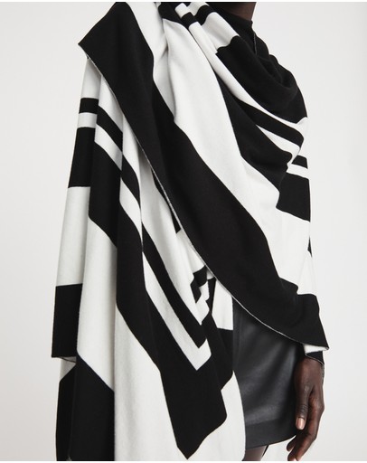 Witchery Geo Jacquard Wrap