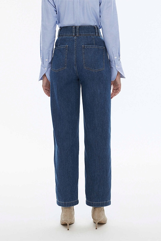 Yoke Front Tapered Jean - Indigo