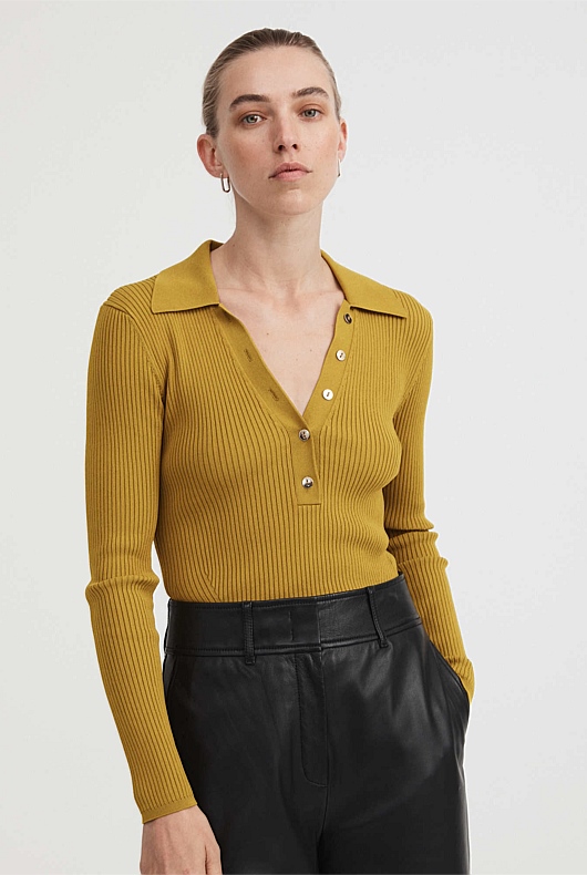 Crepe Collar Henley - Chartreuse