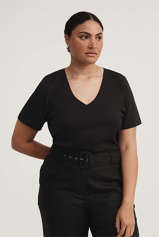Cotton Staple V Neck Tee - Black