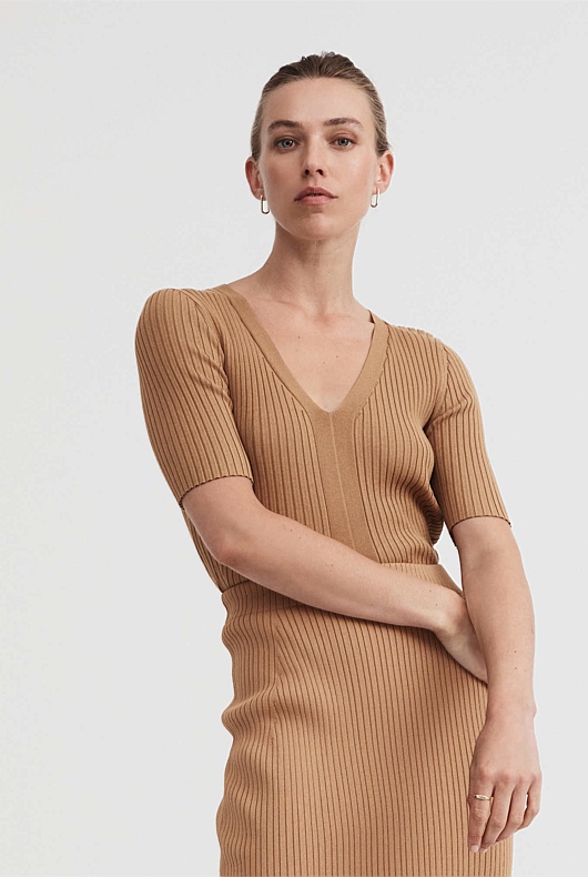 Rib V Neck Short Sleeve Knit - Camel