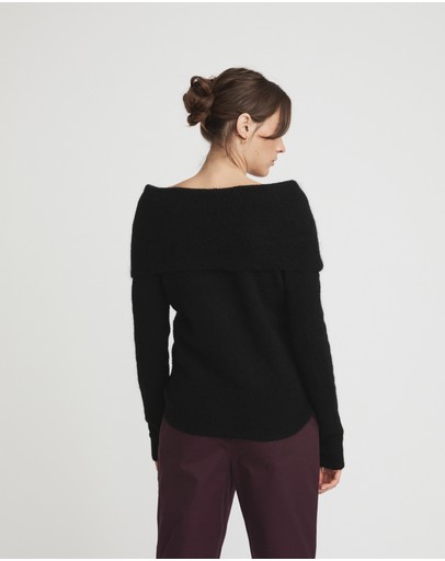 Witchery Twist Front Knit
