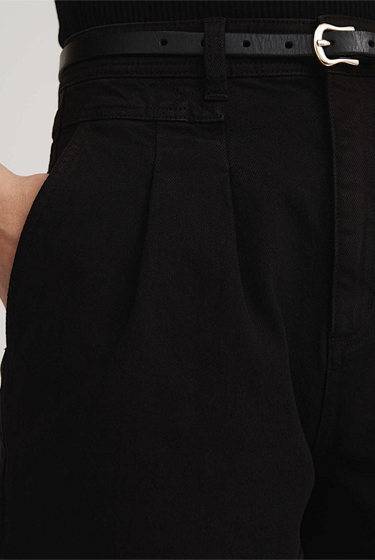 Pleat Detail Denim Short - Black