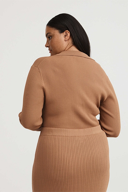 Crepe Collar Henley - Camel