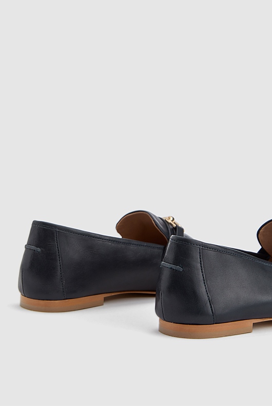 Snaffle Leather Loafer - Navy