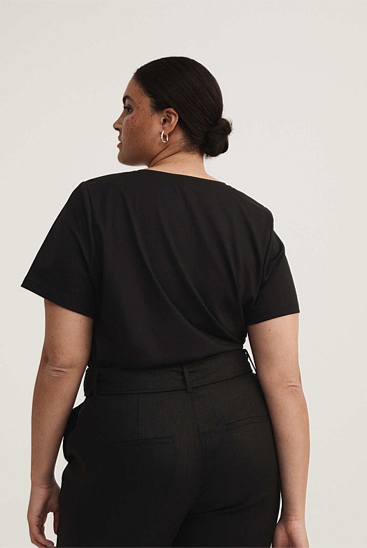 Cotton Staple V Neck Tee - Black