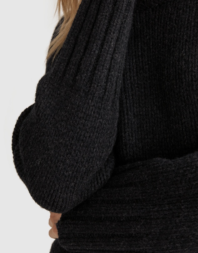 Country Road High Neck Pullover