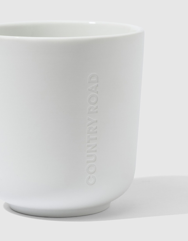 Country Road Wild Fig + Vetiver Root Medium Candle