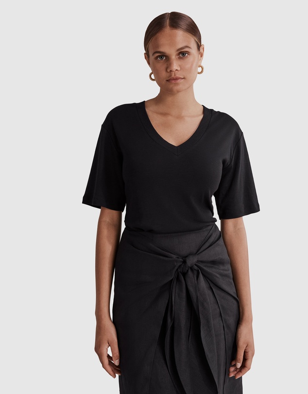 Country Road Deep V-neck Cotton Slub T-Shirt